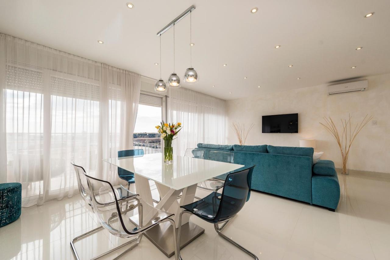 Urban Luxury Apartment 扎达尔 外观 照片