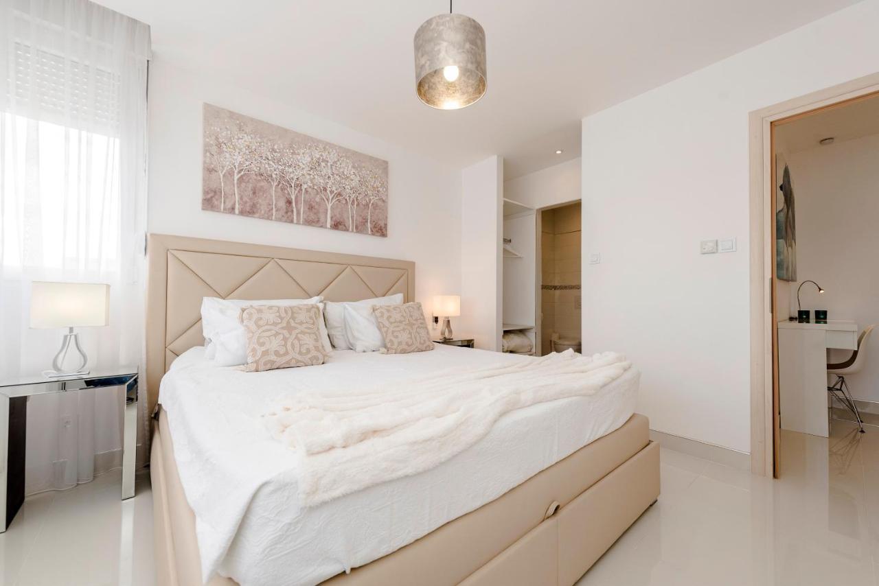 Urban Luxury Apartment 扎达尔 外观 照片